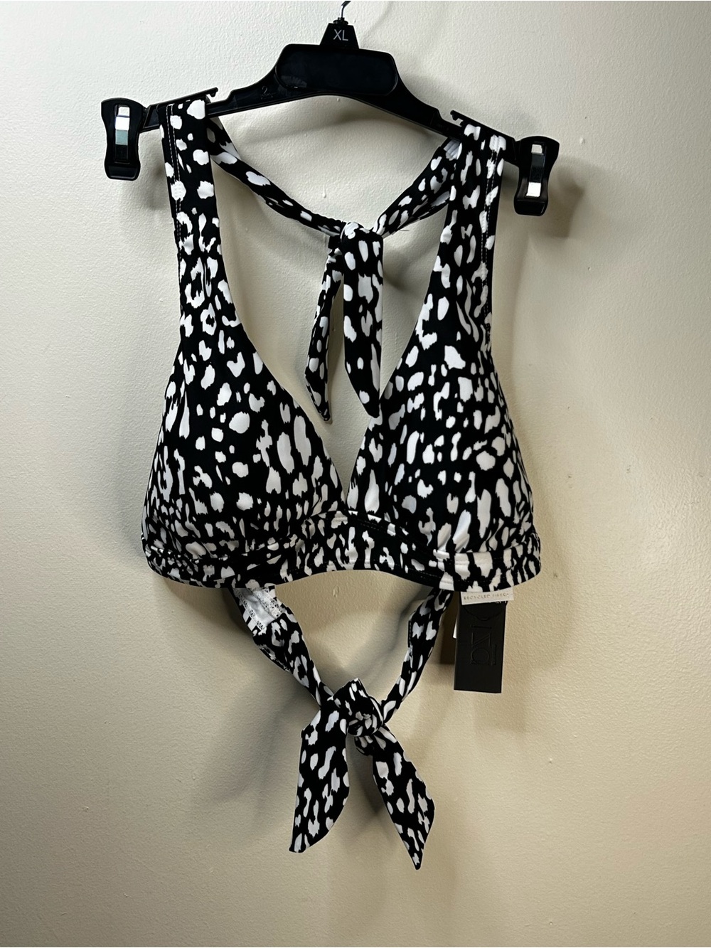 New Black & White Cheetah Print Swimsuit Top